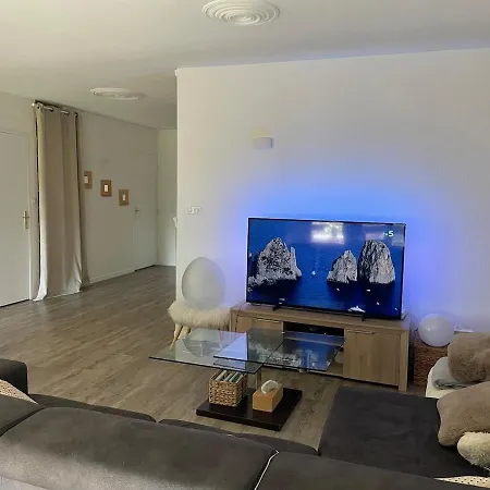 F3 Cocooning Parking Privé Gratuit Vue Sur Le Parc Évreux