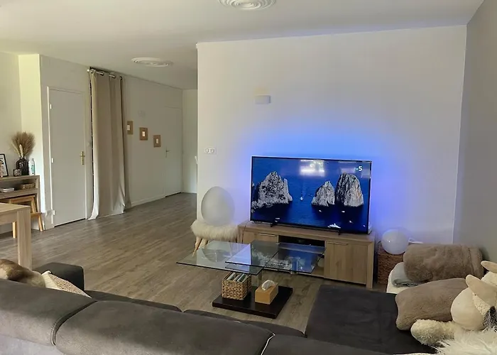 F3 Cocooning Parking Privé Gratuit Vue Sur Le Parc Évreux