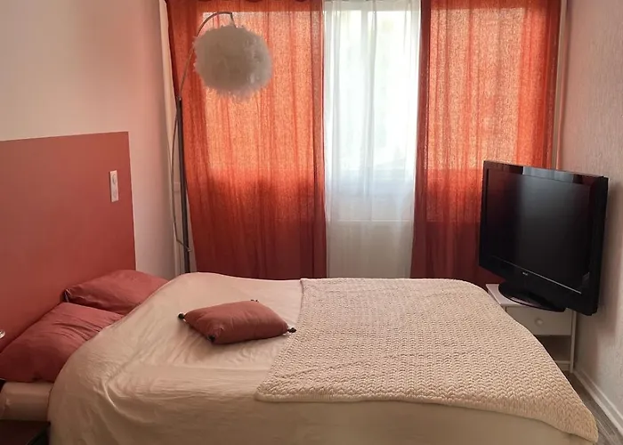 F3 Cocooning Parking Privé Gratuit Vue Sur Le Parc * Évreux